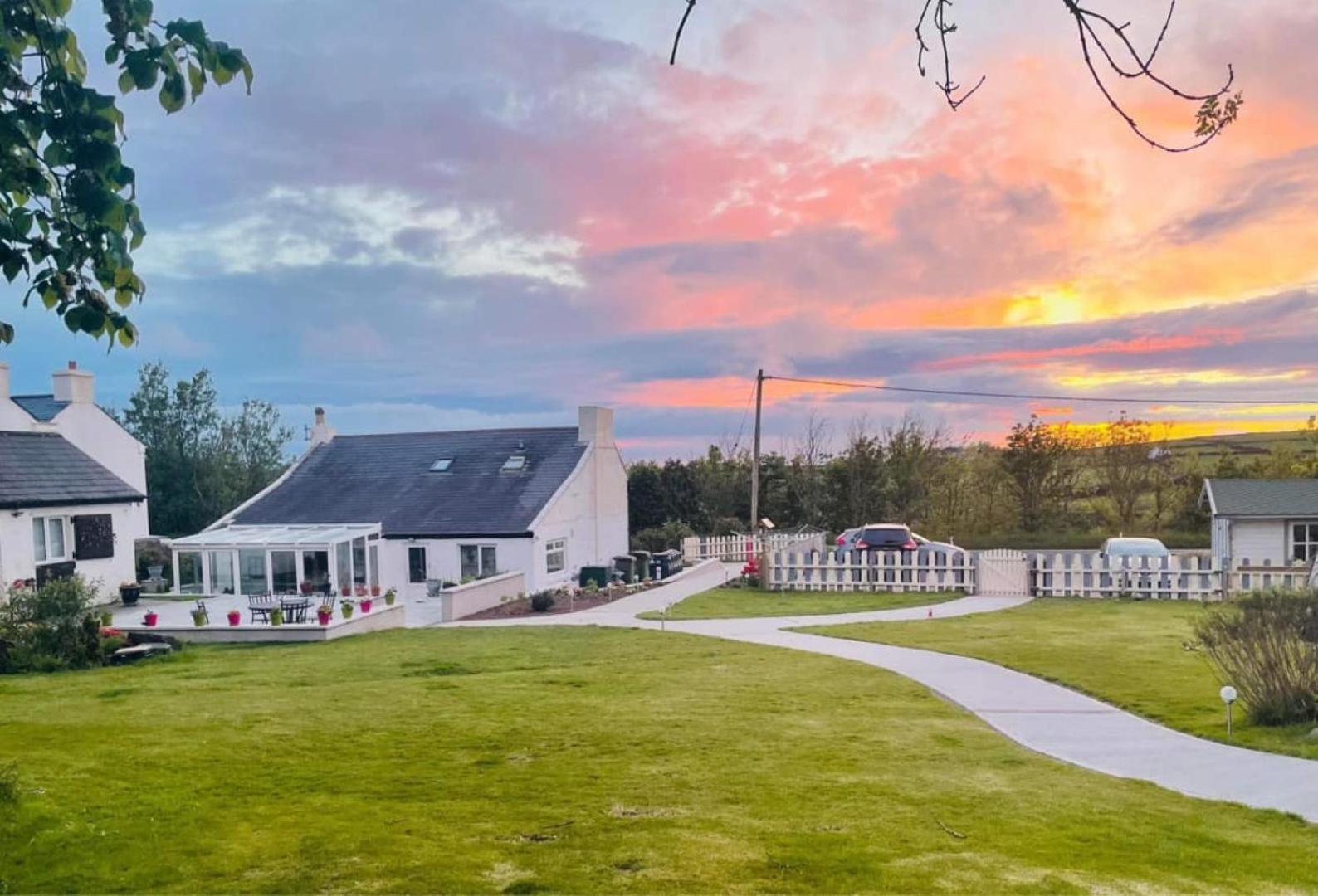 The Stables @ The Forge Cronk Y Voddy Apartment Saint Johns Exterior photo